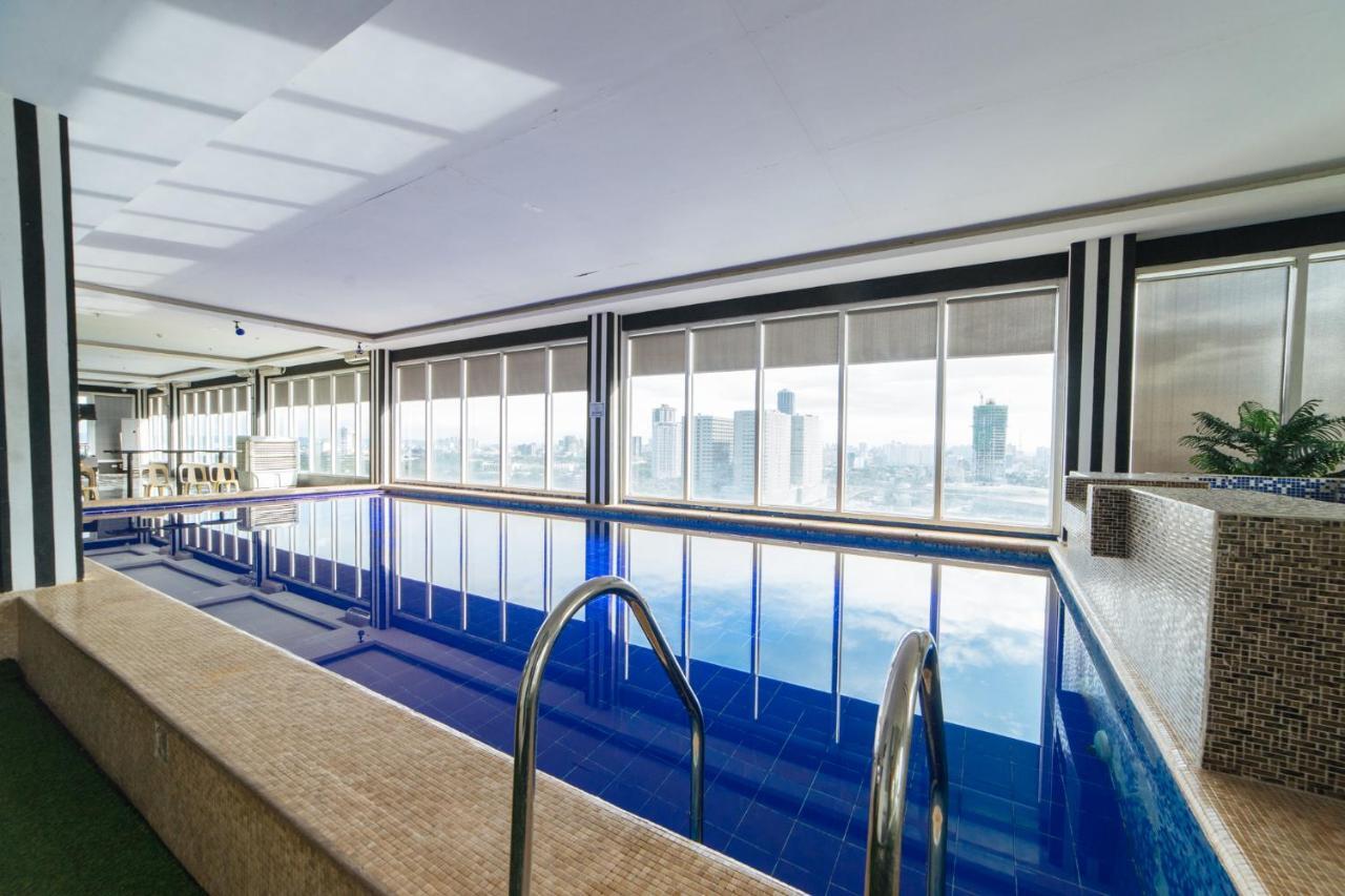 Hotel Reddoorz Premium Near Trinoma à Quezon City Extérieur photo