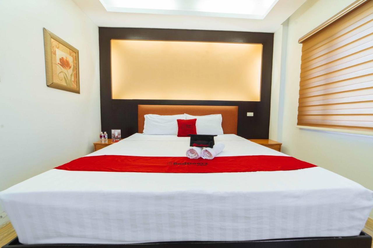 Hotel Reddoorz Premium Near Trinoma à Quezon City Extérieur photo