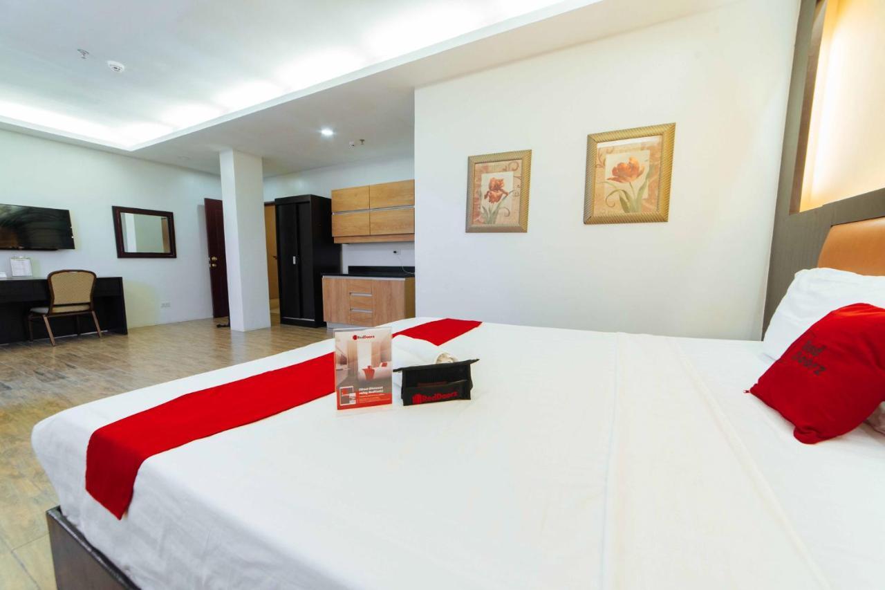Hotel Reddoorz Premium Near Trinoma à Quezon City Extérieur photo