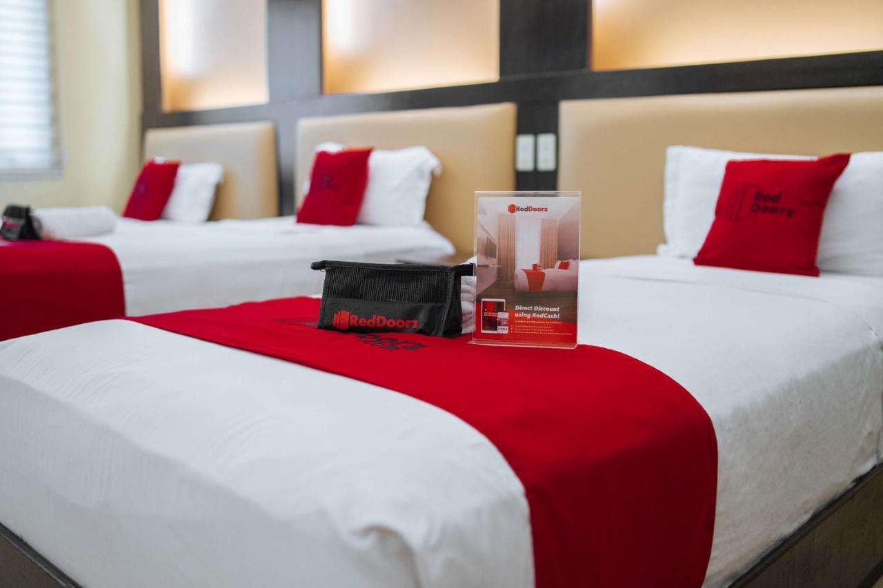 Hotel Reddoorz Premium Near Trinoma à Quezon City Extérieur photo